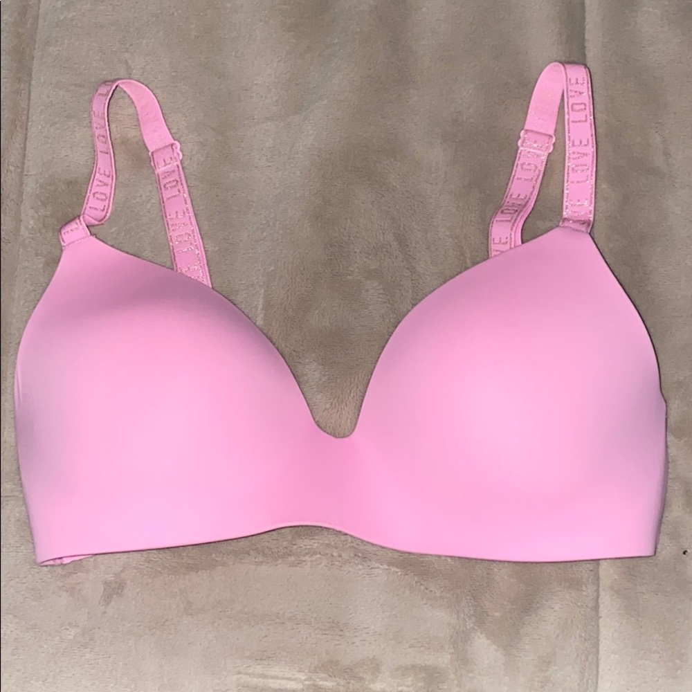 Victoria’s Secret T-Shirt Bra